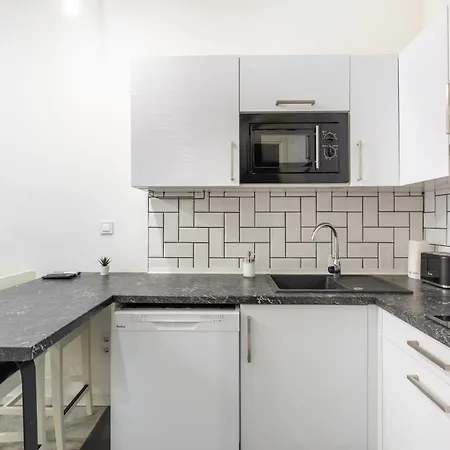 V60 Voeroesmarty Apartment *
