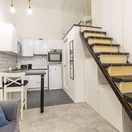 V60 Voeroesmarty Apartment Budapest